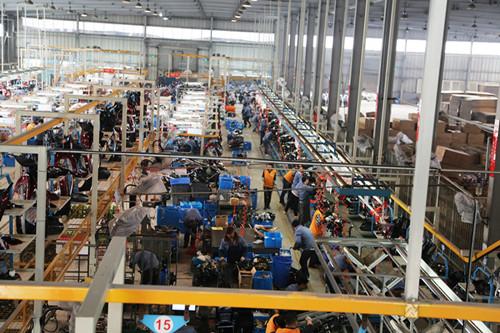 羊年新春第一道亮麗風(fēng)景--新大洲電動車三大工廠全員出動支援生產(chǎn)